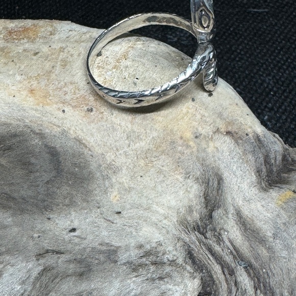 Sterling Silver Serpent Ring - Picture 3 of 4